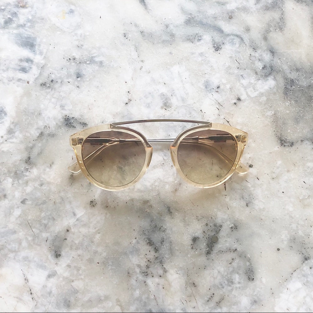 Westward\\Leaning Flower 18 Sunglasses